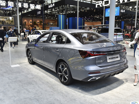 ROEWE 2023-2024 Compact Gasoline Sedan Handmatige aanpassing van de bestuurdersstoel en betaalbaar