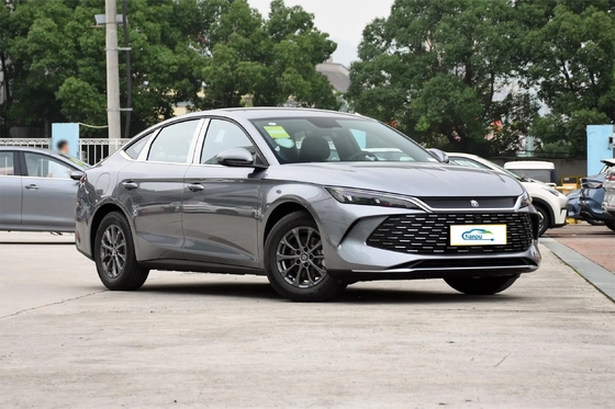 DM-I-2024 80KM Leading Model PHEV Sedan voor BYD Maximale snelheid 180Km/h Energy Type PHEV