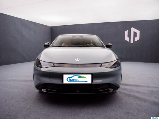 Leapmotor C01 2024 Retail Ride-On Electrical EV Automobile Passenger Car Energievoertuig