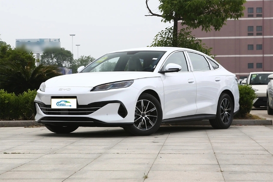 Efficiëntie Elektrische aandrijflijn Byd 1.5L PHEV Sedan met maximale volle ladingmassa 2150Kg