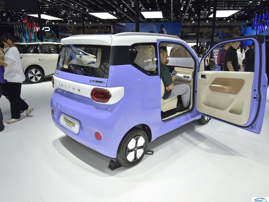 Energievoertuig 2024 Wuling Hongguang MINI Macaroon 170km Ride-On EV Passagierswagen