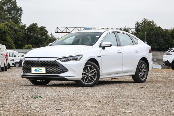 Byd Qin Plus Dm-2024 Dm-I Honor Versie Compact Sedan PHEV Auto met maximale snelheid 120Km