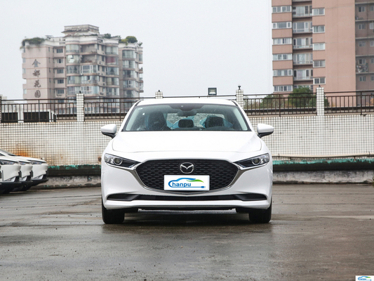 2023 Mazda 3 Axela 1.5L Automatische benzine SUV Sedan TPMS en LED koplampen inbegrepen