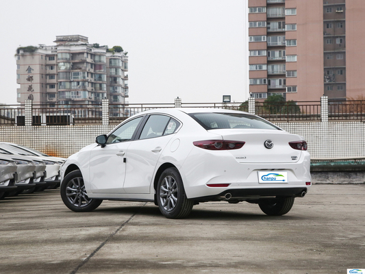2023 Mazda 3 Axela 1.5L Automatische benzine SUV Sedan TPMS en LED koplampen inbegrepen