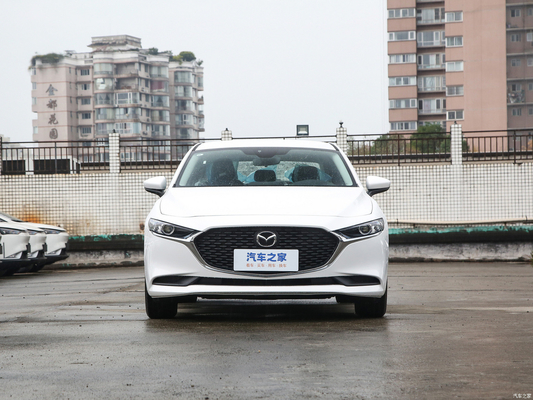 2023 Mazda 3 Axela 1.5L Manual Edition Benzine SUV Sedan met LED koplampen door Chinese