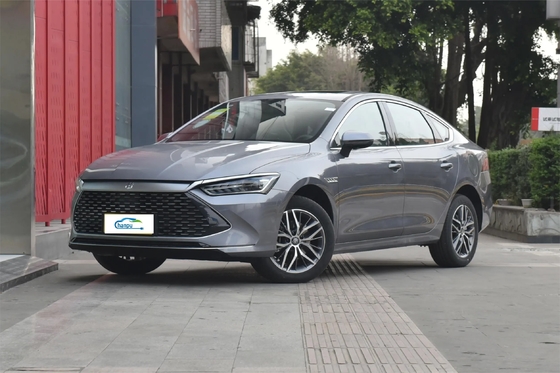 Krachtige BYD Qin Plus Dm-2024 Dm-I Honor Version PHEV Sedan met hybride technologie