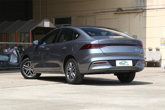 Ruime 5 zitplaatsen Compact Sedan BYD Qin Plus Dm-2024 Dm-I Honor Versie 120Km PHEV Auto