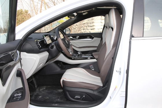 Ruime 5 zitplaatsen Compact Sedan BYD Qin Plus Dm-2024 Dm-I Honor Versie 120Km PHEV Auto
