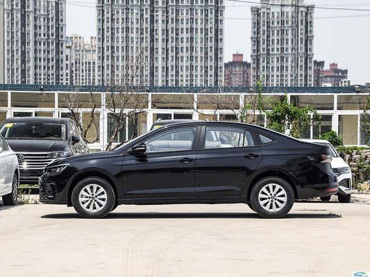 Elektrisch voorruit 2023 Volkswagen LAVIDA Sedan Benzinevoertuig met touchscreen