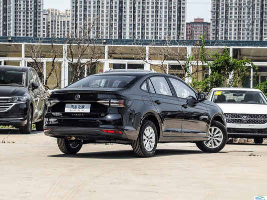 Elektrisch voorruit 2023 Volkswagen LAVIDA Sedan Benzinevoertuig met touchscreen
