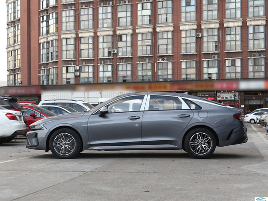 2023 2024 Kia K5 5-deurs Sedan 1.5T 2.0T Benzinauto voor Hyundai Personwagens