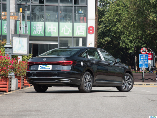 2023 Volkswagen Passat Phev SUV De perfecte combinatie van prestaties en efficiëntie