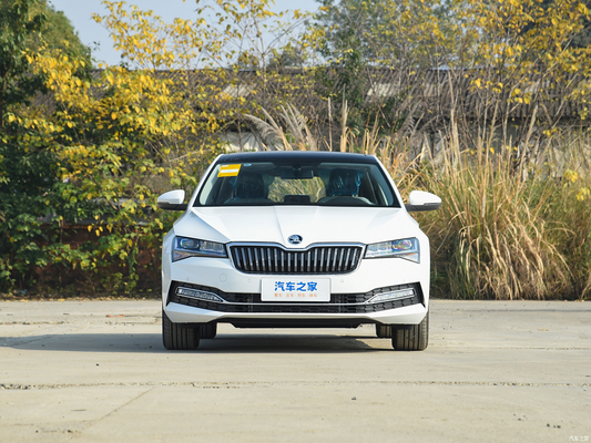 Elektrische bestuurdersstoel aanpassing 2024 Skoda Superb TSI 280 AWD SUV voor Volkswagen