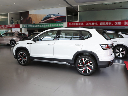 Volkswagen Tharu 2025 5 deuren 5 zitplaatsen SUV Auto met 1.5L/1.5T 300TSI benzinemotor Made