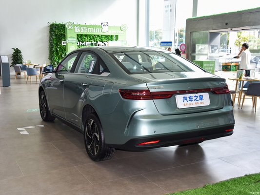 2024 Geely G6 Geometrie 410KM 520KM 5-Seat EV Sedan Chinese Energy Electric Vehicle