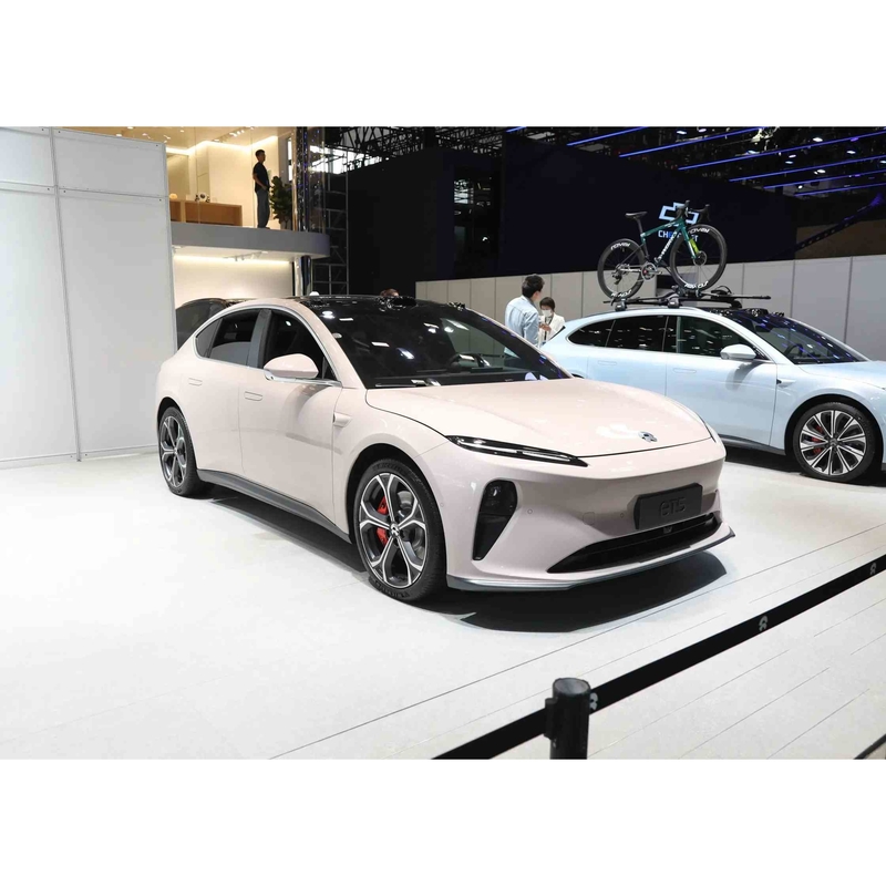 100Kwh Vierdeurs Swing Door Nio Et5-2024 Ride-On Car Vijf zitplaatsen Elektrische voertuigen